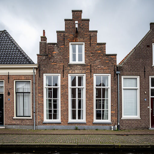 foto van ouderwetse huizen
